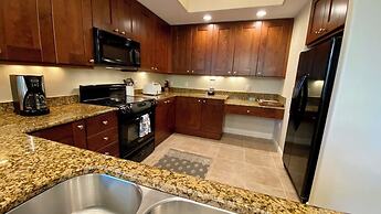 Naples Bay Resort & Marina