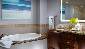 Naples Bay Resort & Marina