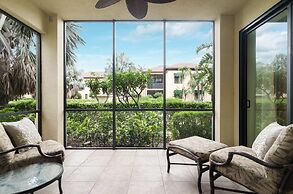 Naples Bay Resort & Marina