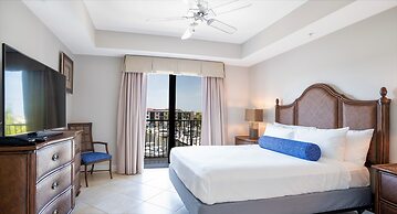 Naples Bay Resort & Marina