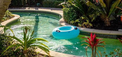 Naples Bay Resort & Marina