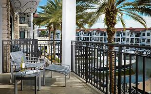 Naples Bay Resort & Marina