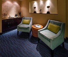 Naples Bay Resort & Marina