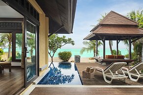 Nora Beach Resort and Spa