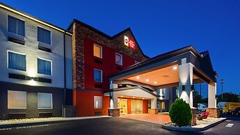 Best Western Plus New Cumberland Inn & Suites
