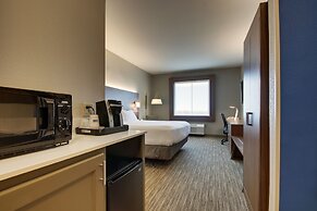 Holiday Inn Express Hotel & Suites Vernon College Area by IHG