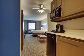 Holiday Inn Express Hotel & Suites Vernon College Area by IHG