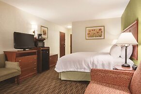 Hampton Inn & Suites Greenfield