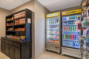 La Quinta Inn & Suites by Wyndham Phoenix I-10 West