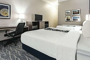 La Quinta Inn & Suites by Wyndham Phoenix I-10 West