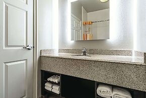 La Quinta Inn & Suites by Wyndham Phoenix I-10 West