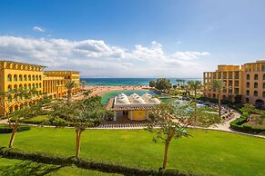 Strand Beach Resort