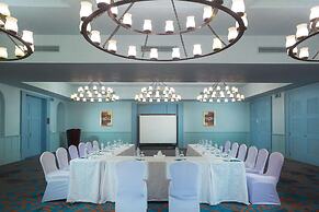 Strand Beach Resort