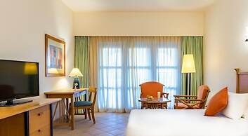 Strand Beach Resort