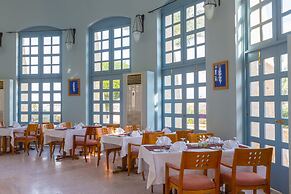 Strand Beach Resort