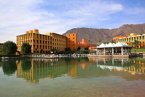 Strand Beach Resort