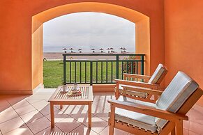 Strand Beach Resort