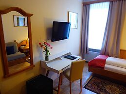 Hotel - Pension Adlerhof