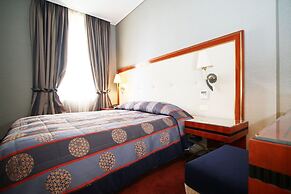 Piraeus Theoxenia Hotel
