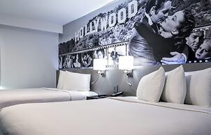 Glen Capri Inn & Suites - Burbank Universal