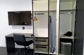 Glen Capri Inn & Suites - Burbank Universal