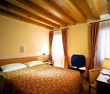 Hotel Roma