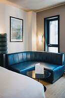 Hotel Le Dauphin Montreal Centre Ville