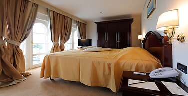 Arbiana Heritage Hotel
