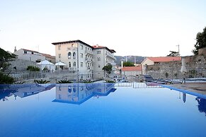 Arbiana Heritage Hotel