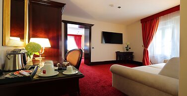 Arbiana Heritage Hotel
