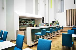 Atrium Fashion Hotel