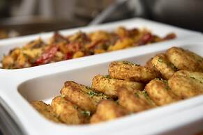 Atrium Fashion Hotel