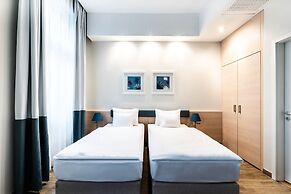 Atrium Fashion Hotel