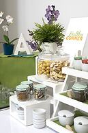 Atrium Fashion Hotel