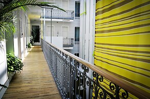 Atrium Fashion Hotel