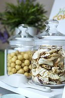 Atrium Fashion Hotel