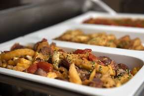 Atrium Fashion Hotel