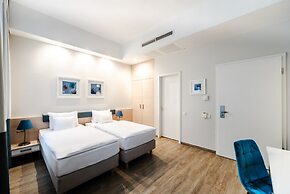 Atrium Fashion Hotel