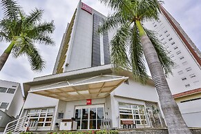 Ibis Goiania