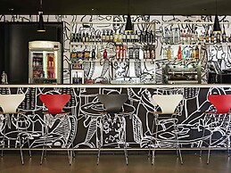 Ibis Goiania