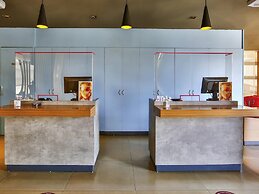 Ibis Goiania