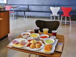 Ibis Goiania