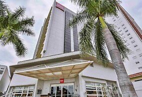 Ibis Goiania