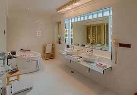 Ajit Bhawan - A Palace Resort