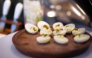 Ajit Bhawan - A Palace Resort