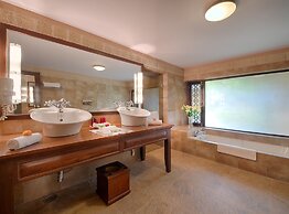 Ajit Bhawan - A Palace Resort