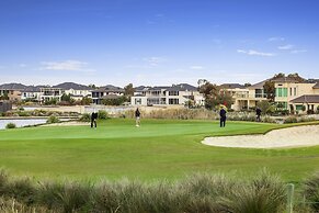 Quest Sanctuary Lakes