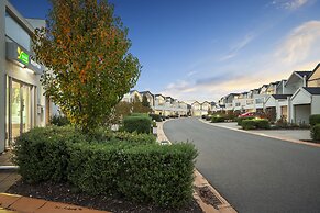 Quest Sanctuary Lakes