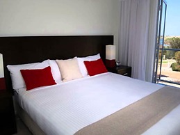 Quest Sanctuary Lakes