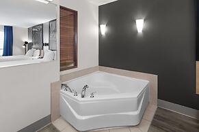 Super 8 by Wyndham Quebec City